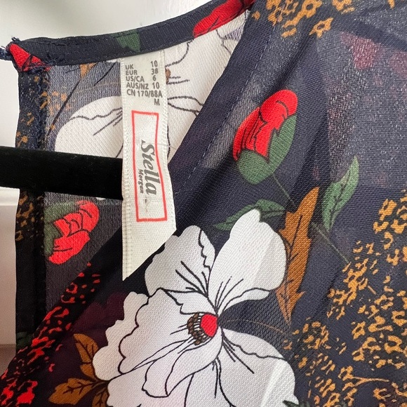 Stella Morgan Sheer Floral Maxi Dress (6) - Picture 2 of 5